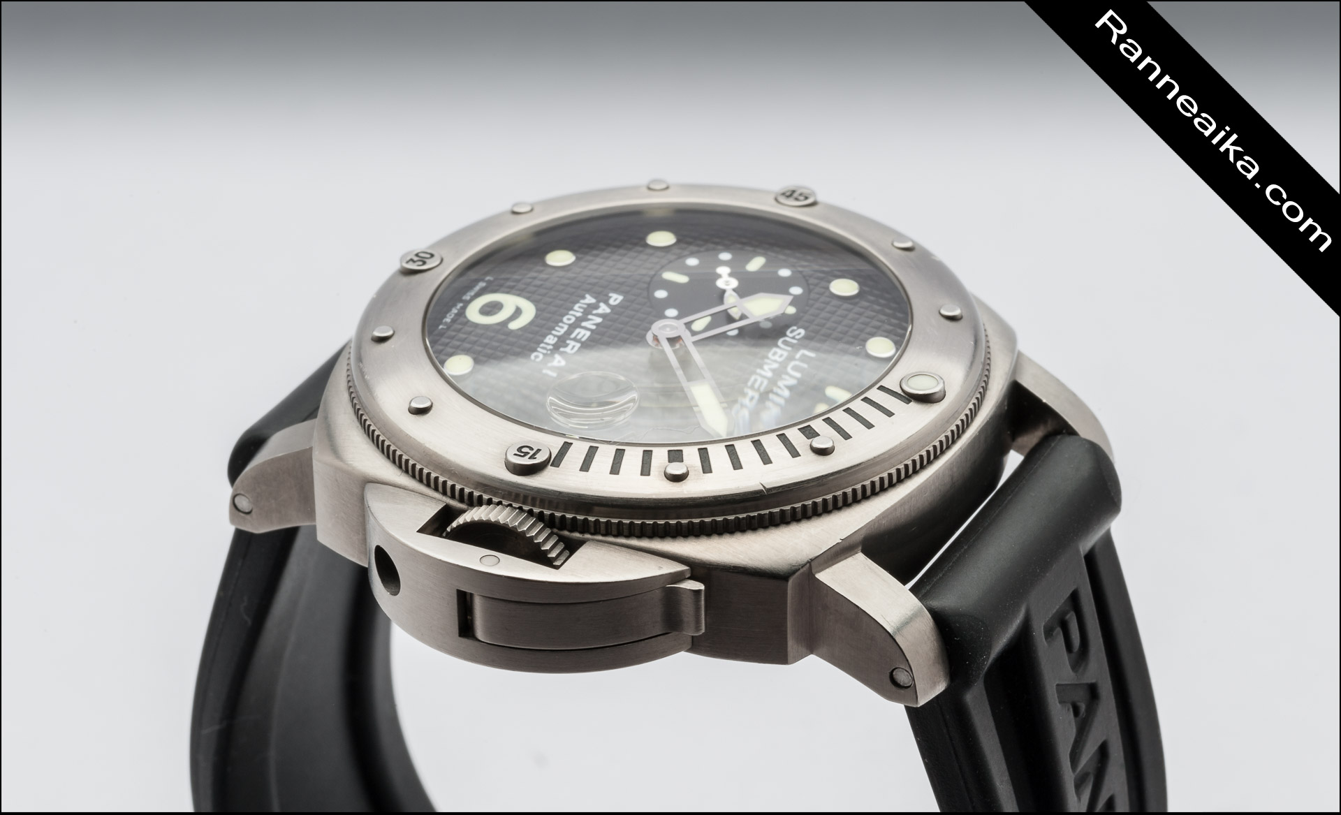 ra10302_4.jpg